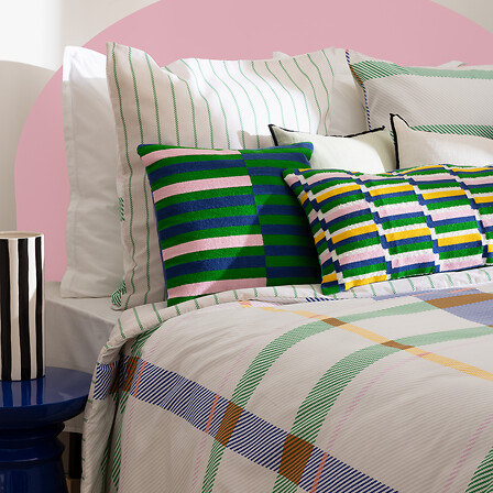 39b9bef3-3614-4806-9f2d-f291e798be02