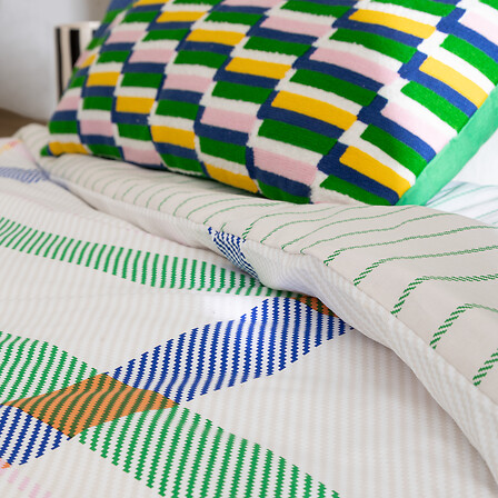 5007d478-57f7-45bb-97e9-60858b598e86